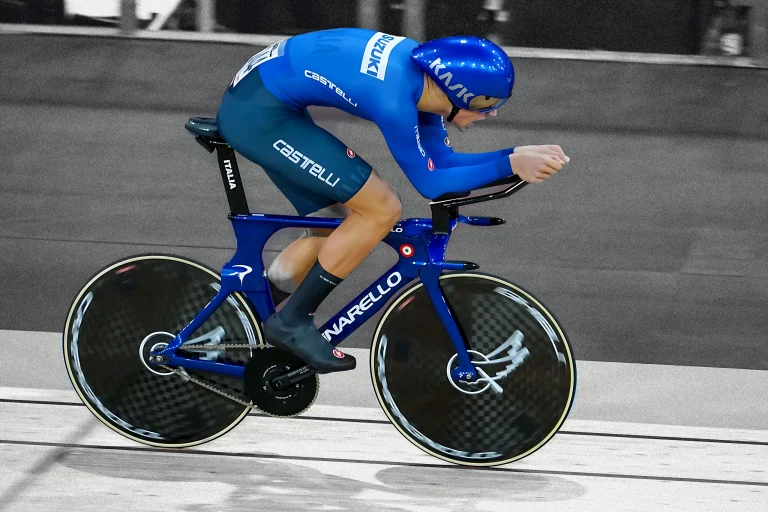Jonathan Milan in pursuit position on the track